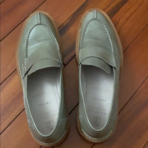 Brunello Cucinelli patent light olive green loafer - Picture 3 of 5